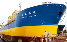 銀箭鋁銀漿船舶甲板防腐應用示例圖 (2).jpg 銀箭鋁銀漿船舶甲板防腐應用示例圖 (2).jpg